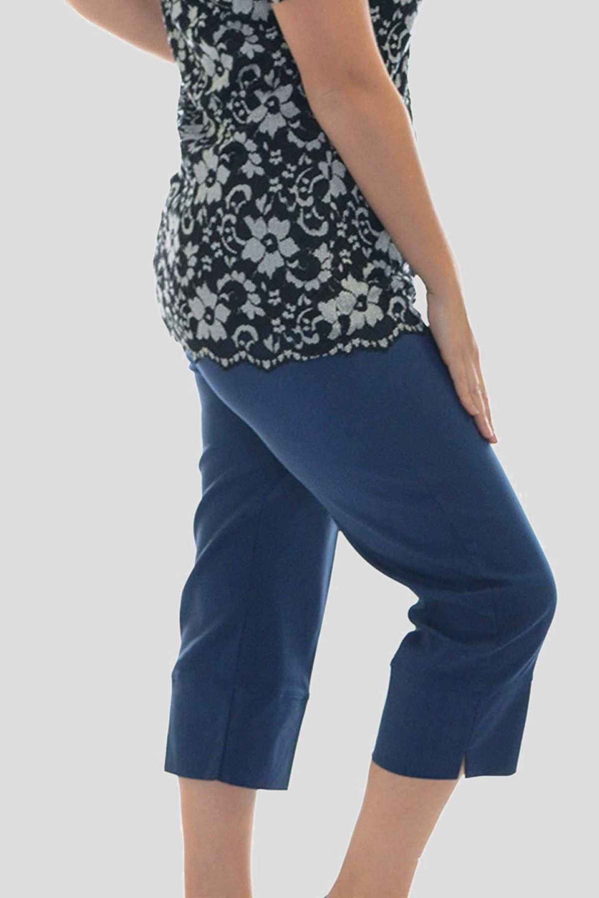 Ladies Plus Size 3/4 Length Cropped Elasticated Stretchy Capri Pants Shorts 